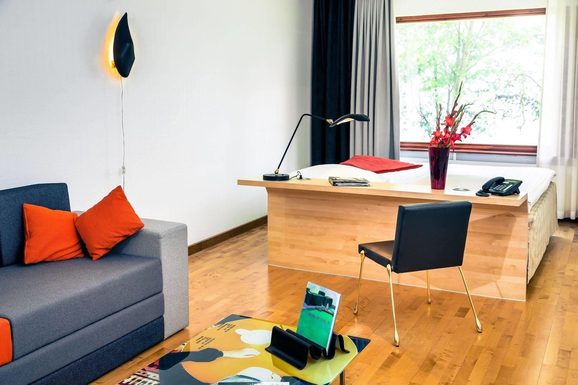 Hotel Hanasaari Эспоо Экстерьер фото